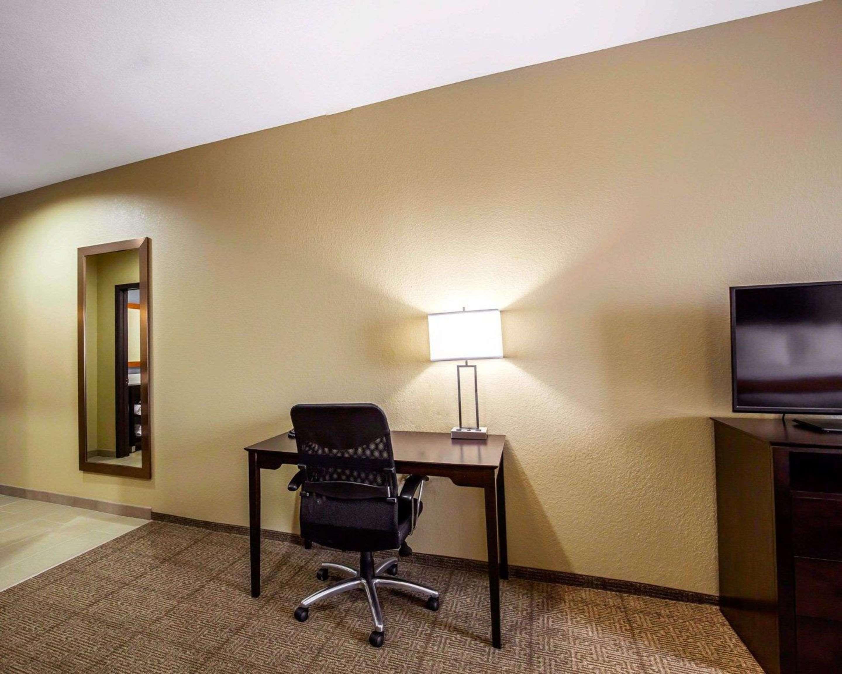 Comfort Suites Northwest - Cy - Fair Хюстън Екстериор снимка